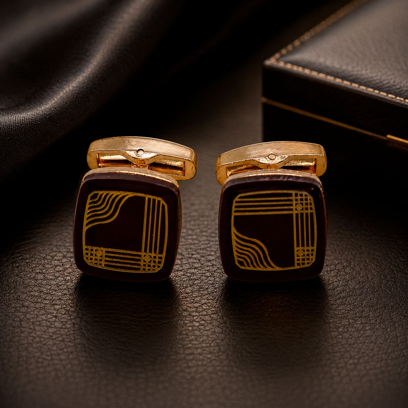 15589326391-tb038-dourado-marromdt.jpg